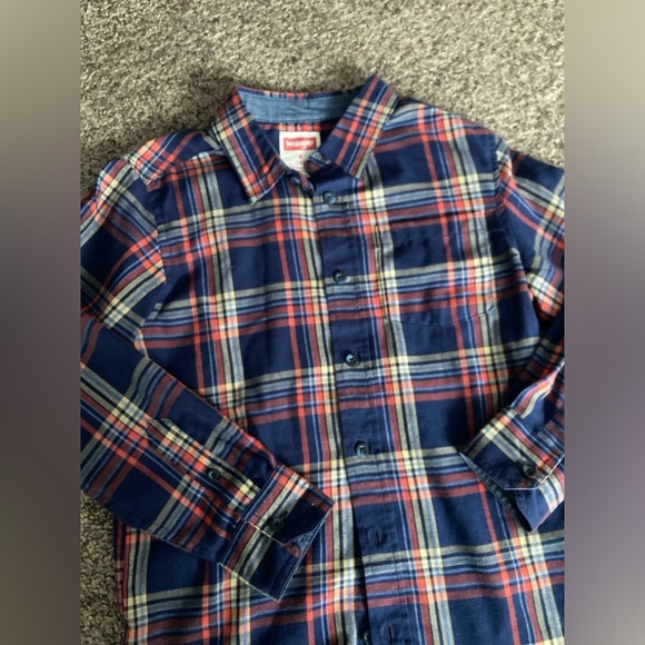 Boys shirts and jacket size 7-8 brands Carter, cat and jack, O’Neill,wrangler, - Picture 2 of 10